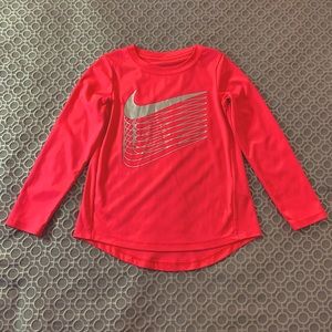 Girl Nike Long Sleeve Pink Shirt Size 6 EUC